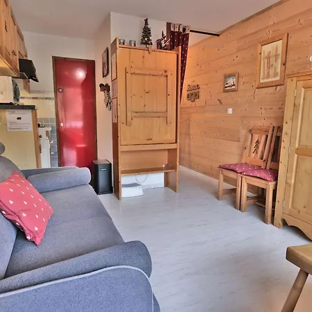 Confortable Savoyard, Balcon Sud, Parking 大博尔南